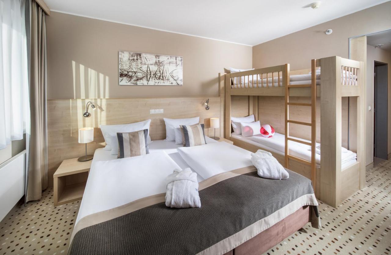 Aquapalace Hotel Prague Čestlice Dış mekan fotoğraf